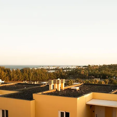 Casa Mejillon, *