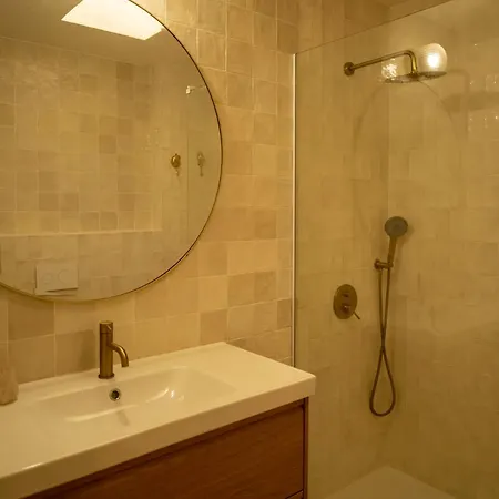 Casa Mejillon, Коста Калма